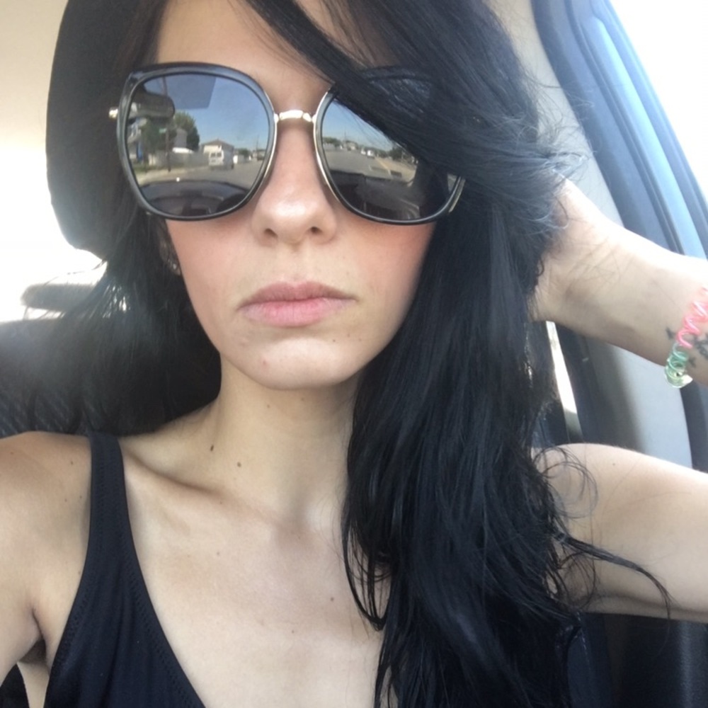 Meet your Posher, Brianna